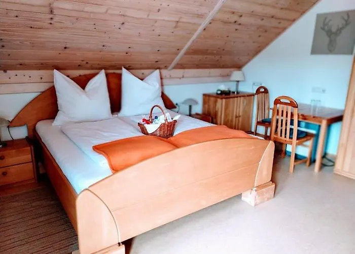 Seminar- Und Erlebnishof Schwarze Schaf 住宿加早餐酒店